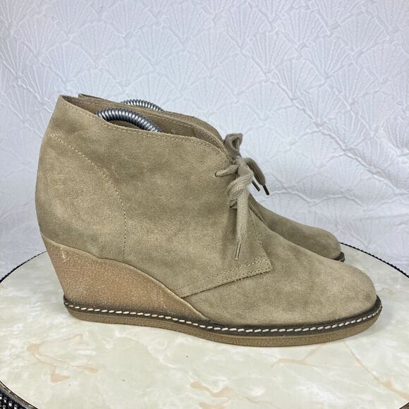 J. Crew Lace Up Ankle Wedge Booties Size 9 Tan Suede Comfort Desert Preppy Boots - Picture 1 of 14